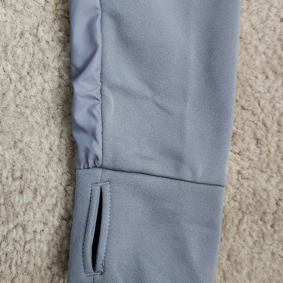 Nike Running Therma-FIT synthetic filled jacket in grey - Picture 8 of 15